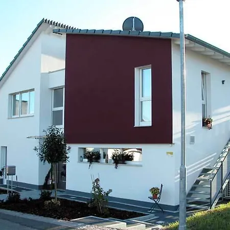 Ferienwohnung Am Bienenfeld Apartment